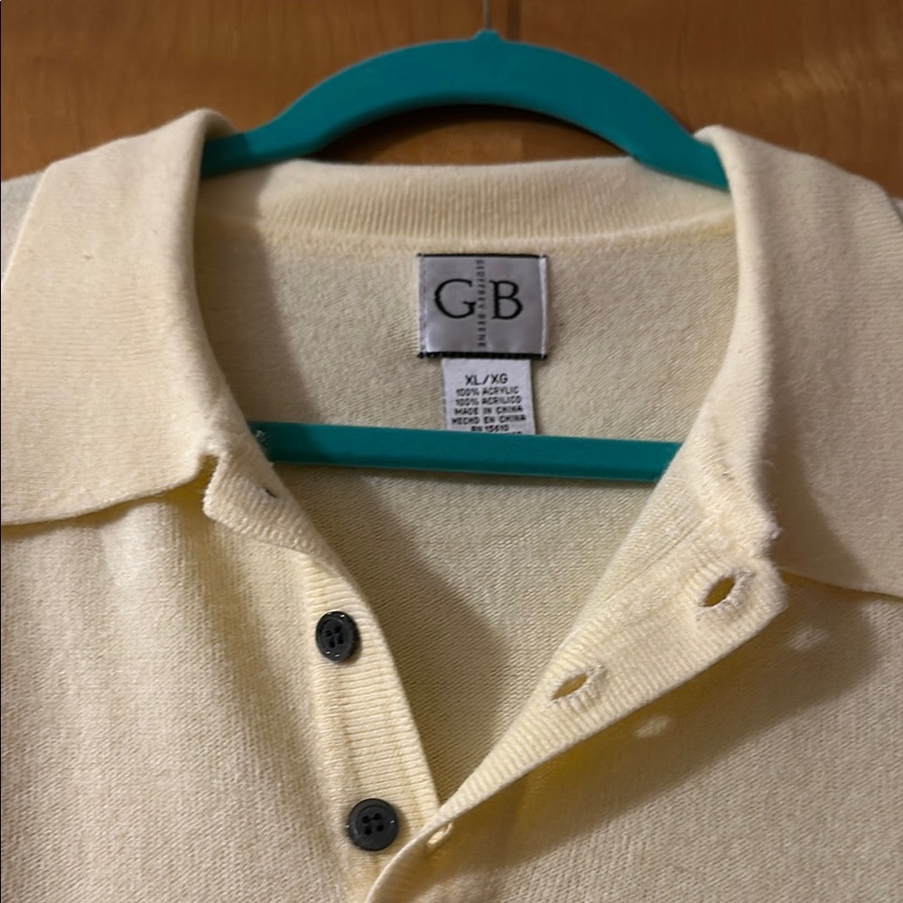 GB pale yellow Knit Pullover Sweater